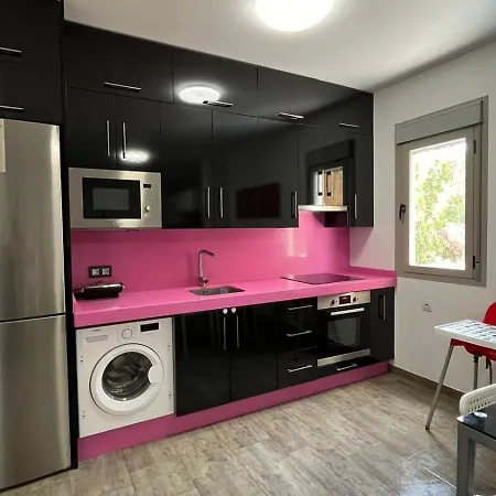 A 30 Metro De La Playa Con Piscina Y Garaje En La Carihuela Apartment *