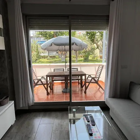 A 30 Metro De La Playa Con Piscina Y Garaje En La Carihuela Apartment *