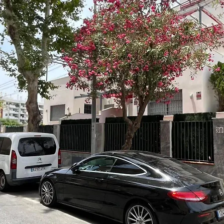 Apartment A 30 Metro De La Playa Con Piscina Y Garaje En La Carihuela