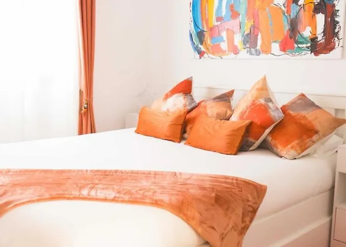 A 30 Metro De La Playa Con Piscina Y Garaje En La Carihuela Apartament Torremolinos