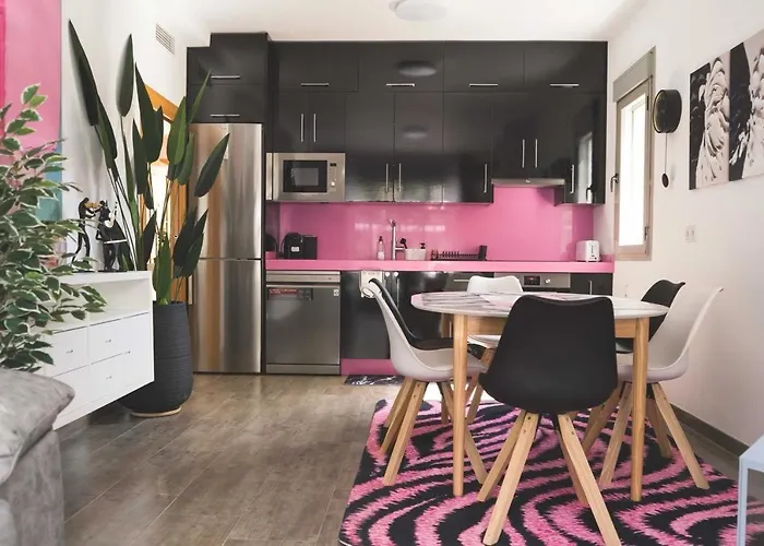 Apartament A 30 Metro De La Playa Con Piscina Y Garaje En La Carihuela *