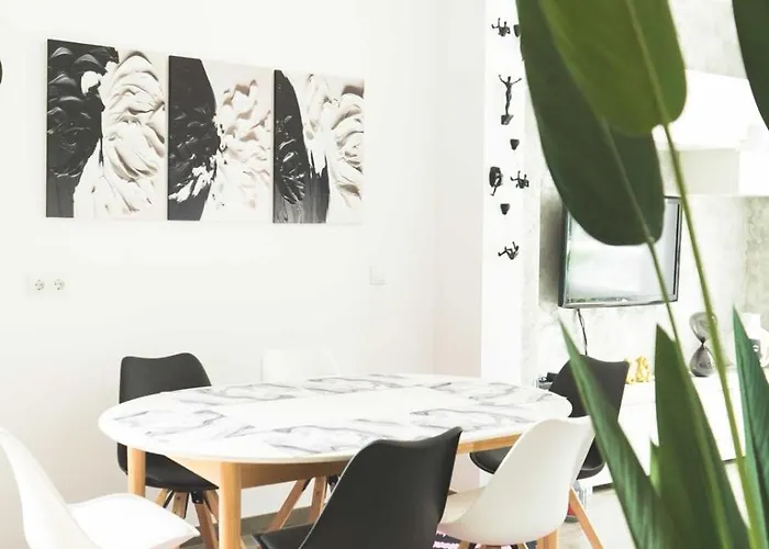 A 30 Metro De La Playa Con Piscina Y Garaje En La Carihuela * Τορρεμολίνος